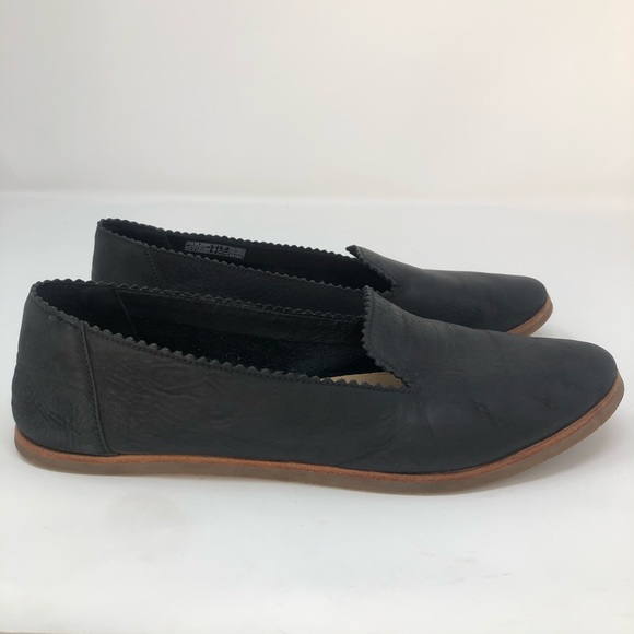 UGG black vista slip on flats size 9.5 - Picture 2 of 7